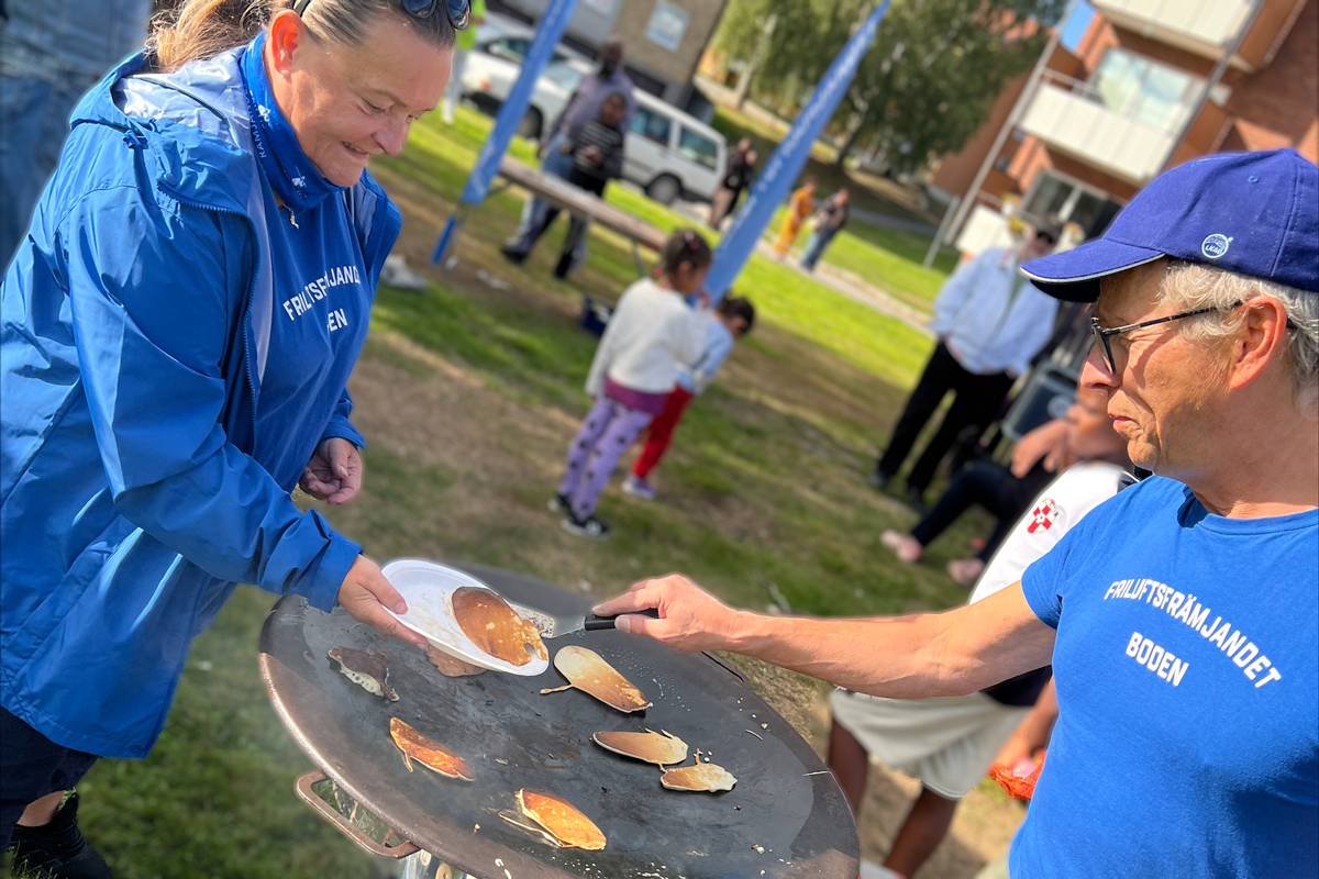 friluftsframjandet-steker-krabbilurer-boden